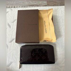 Louis Vuitton Vernis Wallet